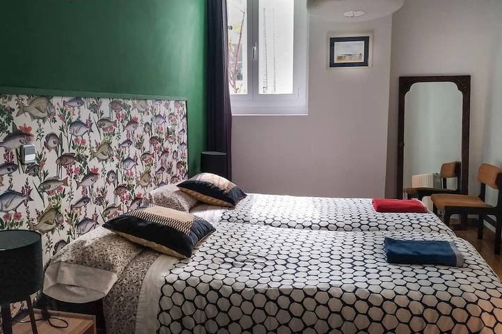 Appartement entier, Appartement de 100 m2 dans une rue calme sur le quartier historique, à deux minutes de tout in Pampelune, Province de Navarra