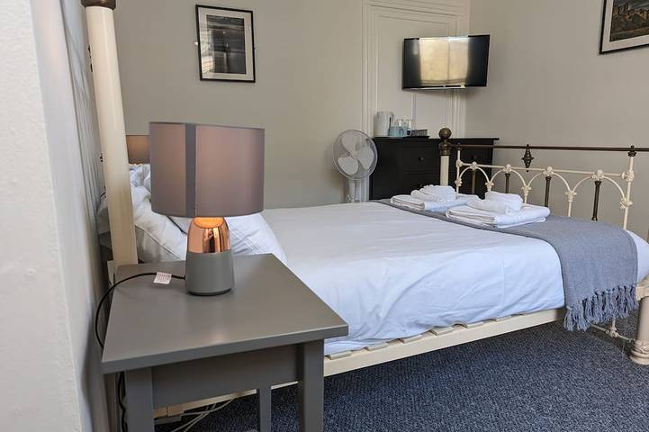 Holiday rental for 2 people, with garden in Dover