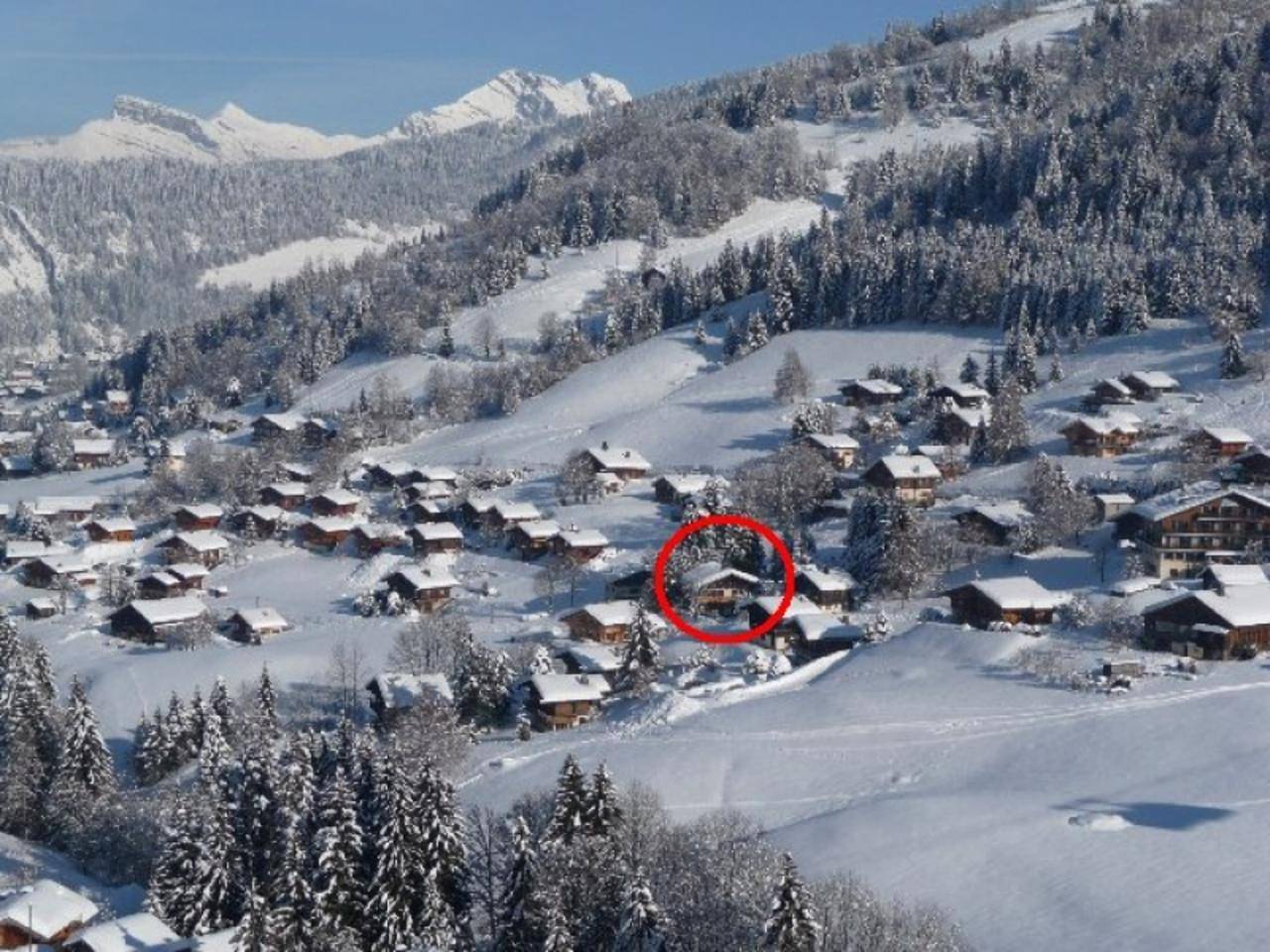 Chalet 'Montagne Proche Piste De Ski' avec Vue Montagne, Terrasse Partagée et Wi-Fi in La Clusaz, Région d'Annecy