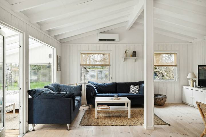 Feriehus for 6 personer, med hage og terrasse, barnevennlig i Hornbæk
