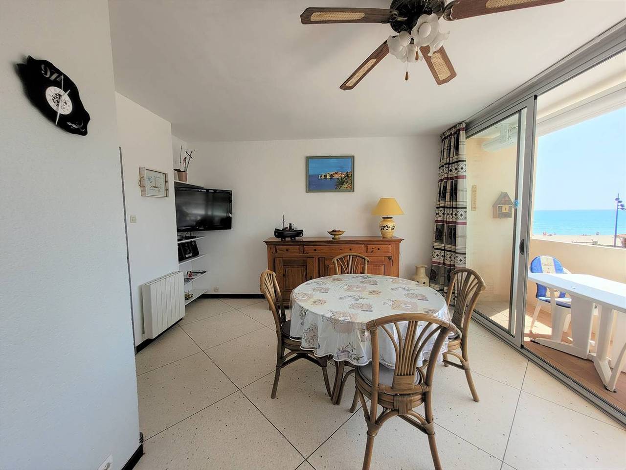 Appartement de vacances entier, Direct sur plage pour ce charmant T2 avec parking privatif in Saint-Cyprien-Plage, Saint-Cyprien