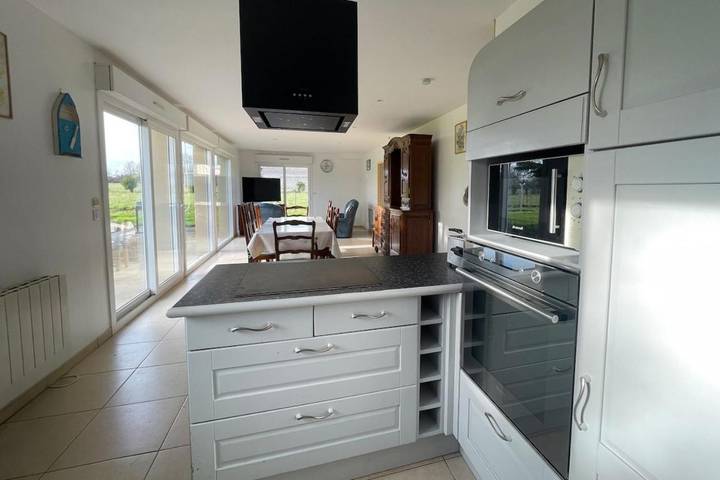 Location de vacances pour 10 personnes, avec jardin à Sainte-Honorine-des-Pertes - 2