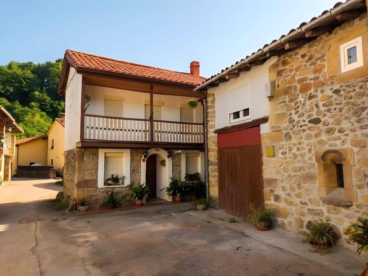 Casa Josefa in Cieza, Côte Cantabrienne