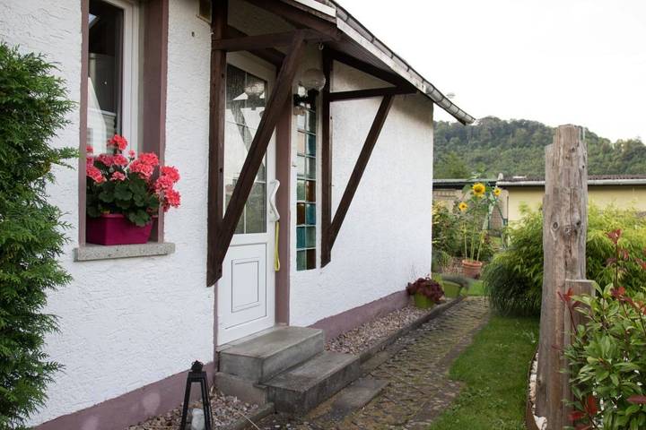 Ferienhaus für 2 Personen, mit Terrasse und Garten sowie Ausblick in Wartburg - 4