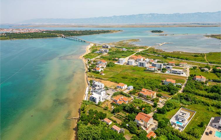 Ferienhaus für 4 Personen, mit Pool und Terrasse in Privlaka - 2