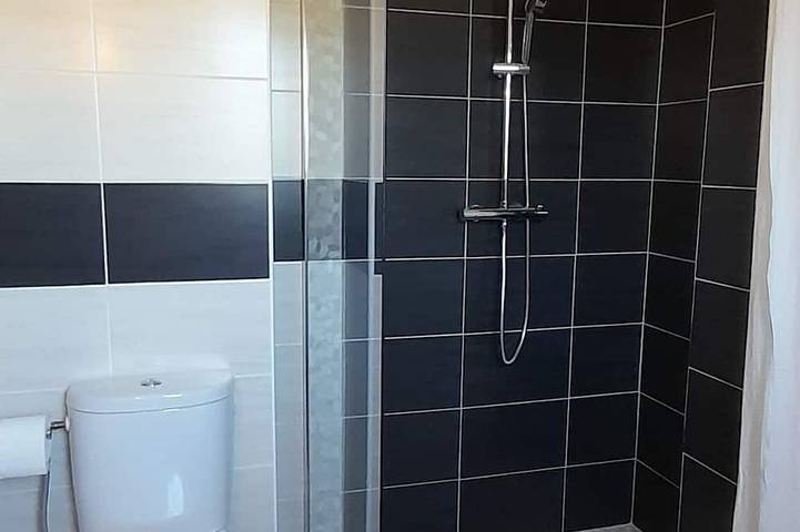 Gîte pour 5 personnes, avec piscine à Pouzolles - 4