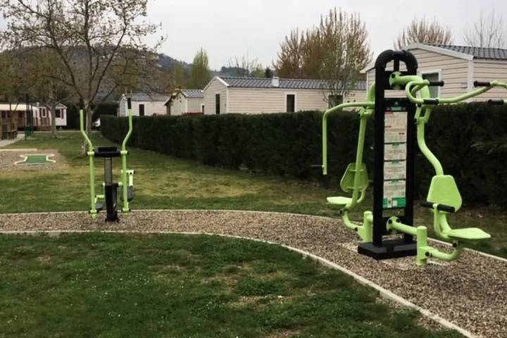 Mobilhome 3 Chambres Camping les Rives de Condrieu in Condrieu, Lyon region