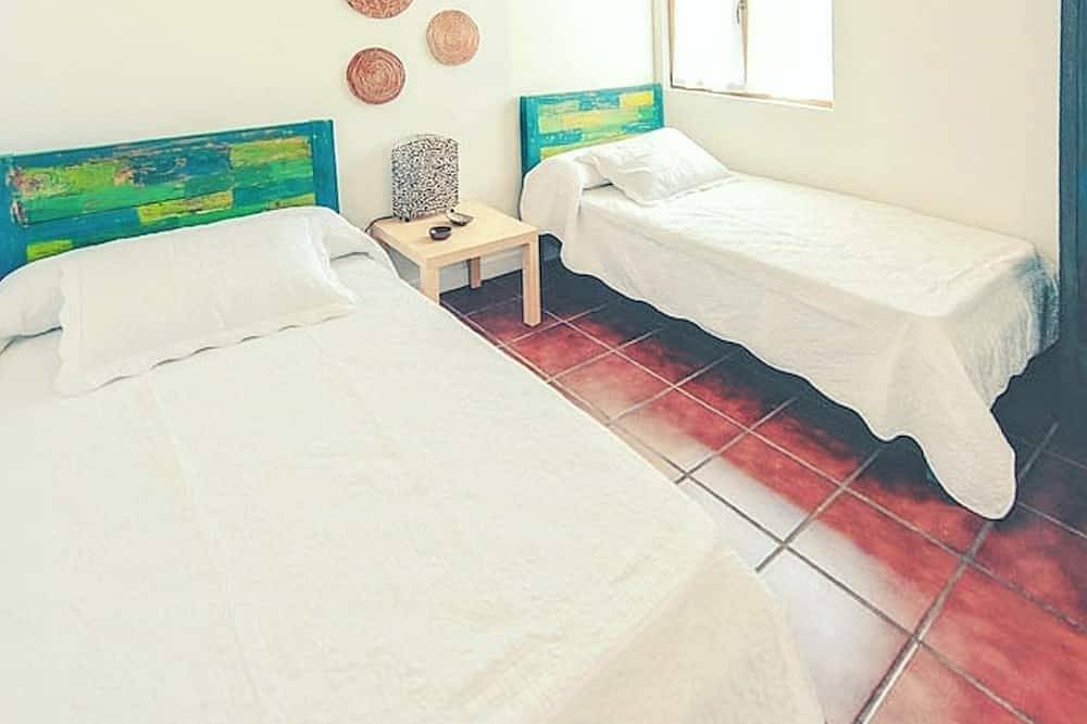 Homerez - Cosy house in Cañamero with pool in Cañamero, Cáceres Region