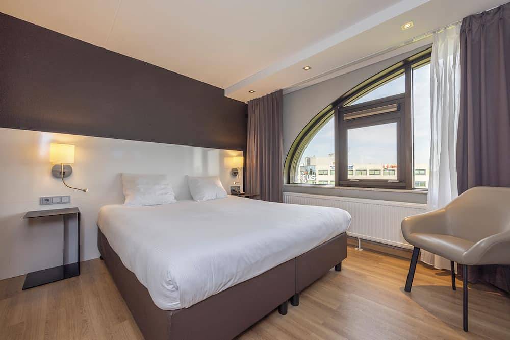 Ensuring a Very Comfortable & Memorable Stay! Indoor Pool, Free Breakfast! in Nieuwegein, Bestuur Regio Utrecht