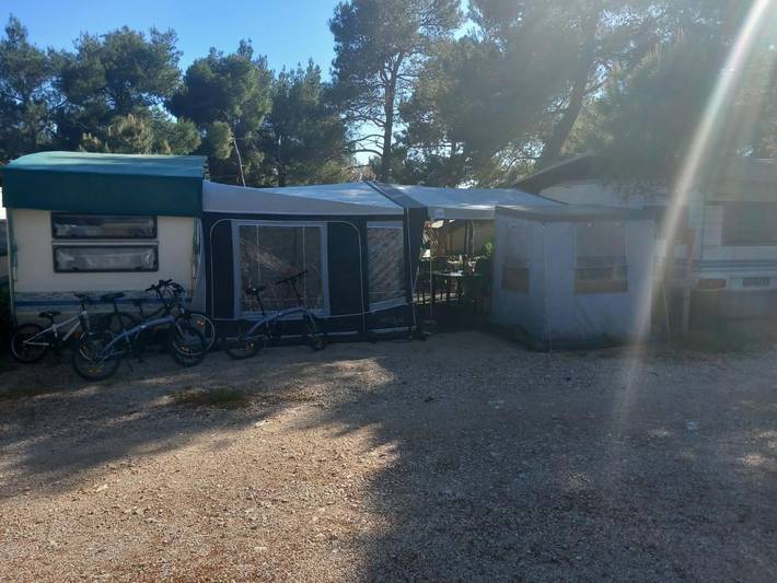 Camping pour 4 personnes, avec piscine et terrasse dans Losinj - 3