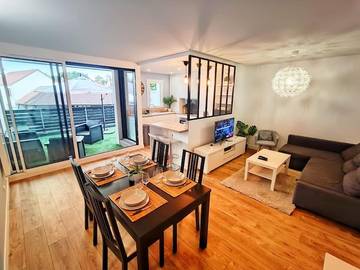 Gîte pour 4 personnes, avec terrasse à Voisins-le-Bretonneux