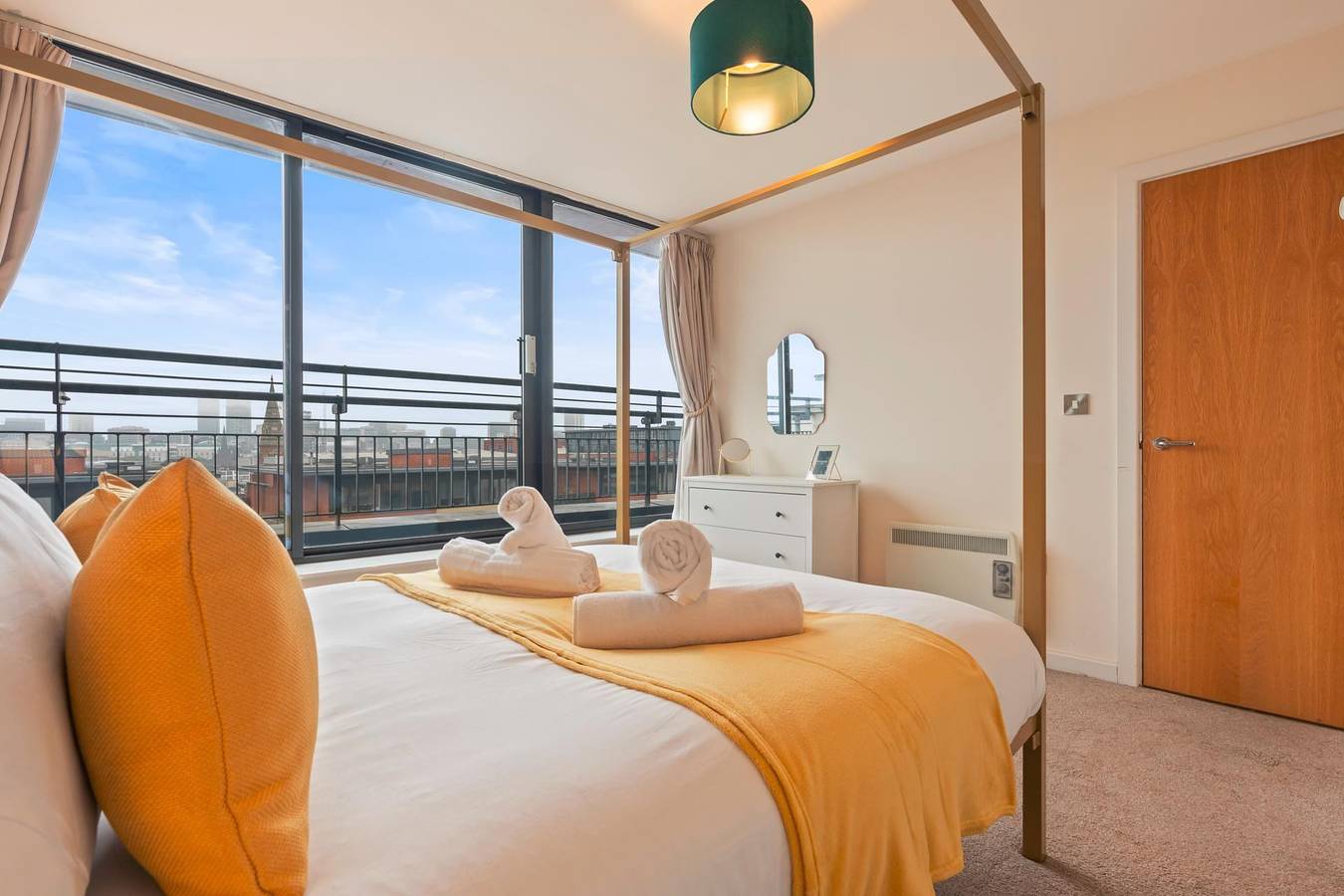 Appartement de vacances entier, The Royale Penthouse - Skyline View - Balcony in Birmingham, Région de Birmingham