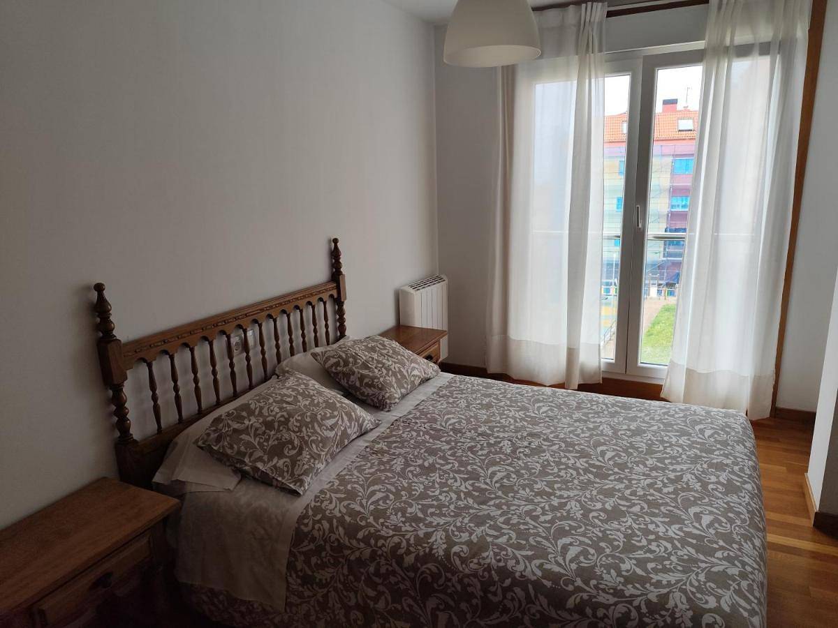 Apartamento entero, Three-Bedroom Apartment with Balcony in Cabana de Bergantiños, Costa da Morte