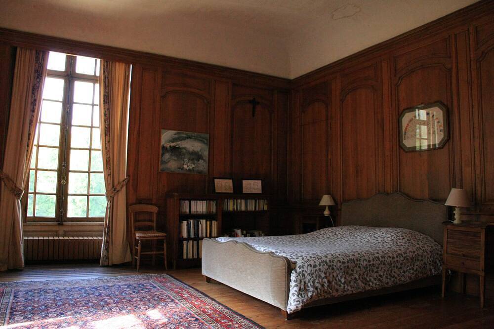 Château de Famille à Fontenay in Tendron, Saint-Amand-Montrond