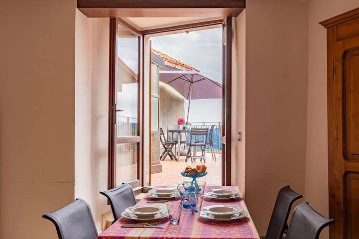 Ferienwohnung für 5 Personen, mit Terrasse und Balkon/Terrasse, mit Haustier - 1