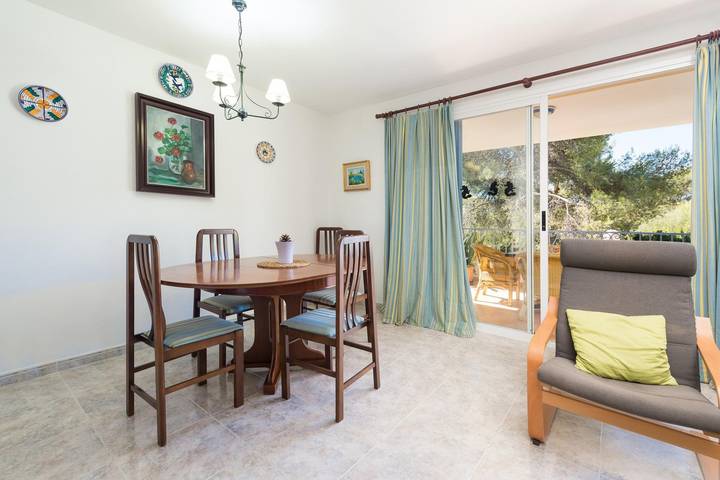Appartement entier, Clivies 1B - Apartment with terrace in Port De Pollença. Free Wifi in Port de Pollença, Pollença