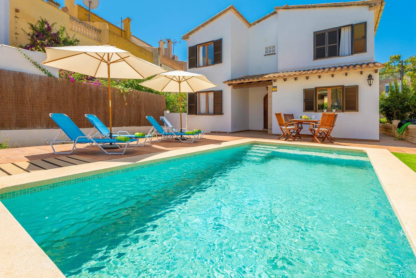 Ca'N Torronet - Encantadora casa de verano con piscina privada y cerca de la playa. Wifi gratis. in Puerto de Alcúdia, Alcúdia