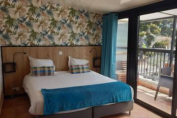 Hôtel pour 3 personnes dans Office De Tourisme De Saint Cyr Sur Mer