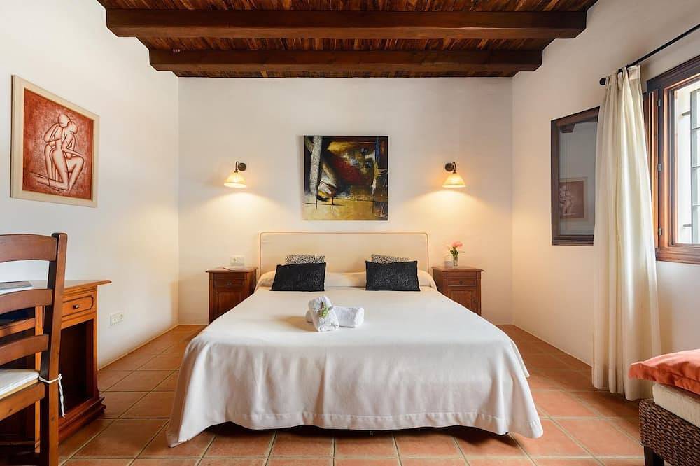 New! Villa Can Curreu in Santa Eulària des Riu, Ibiza Osten