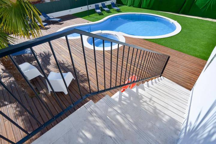 Maison d’hôte pour 4 personnes, avec terrasse ainsi que piscine et vue, animaux acceptés à Tomar - 2