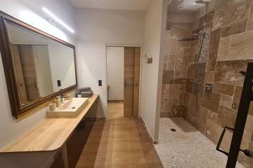 Chambre D’hôte pour 2 Personnes dans La Ferté-Saint-Aubin, Région d'Orléans, Photo 1