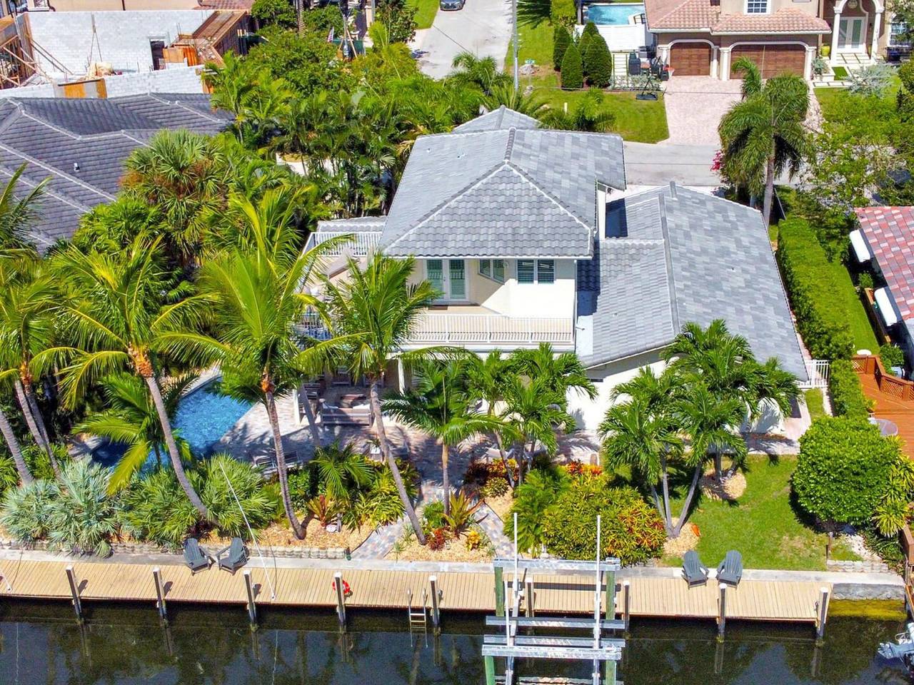 4110, 4 Bed 3 Bath Tropical Waterside Paradise  in Lighthouse Point, Broward County