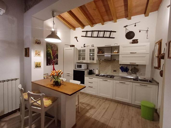 Location de vacances pour 3 personnes, avec piscine ainsi que vue et jardin à Fiesole - 2