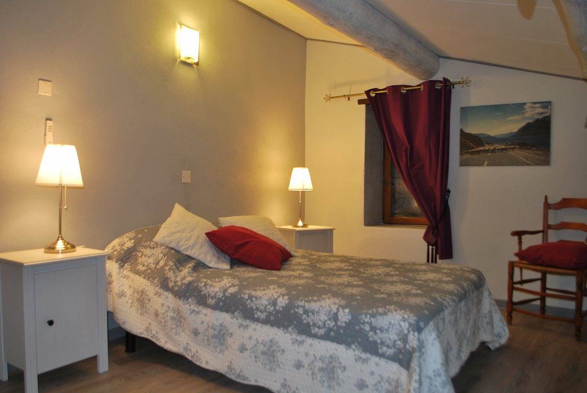 Gîte 5 à 6 personnes in Saint-Victor-la-Coste, Région de Nîmes