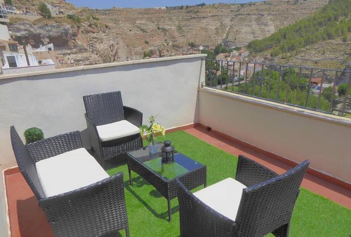 Casa rural para 4 personas, con vistas y balcón en Alcalá del Júcar