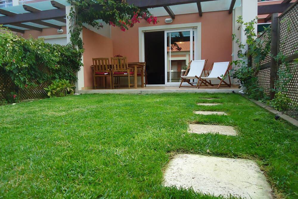 Appartamento vacanze a Carvoeira a partire da 119€ a notte