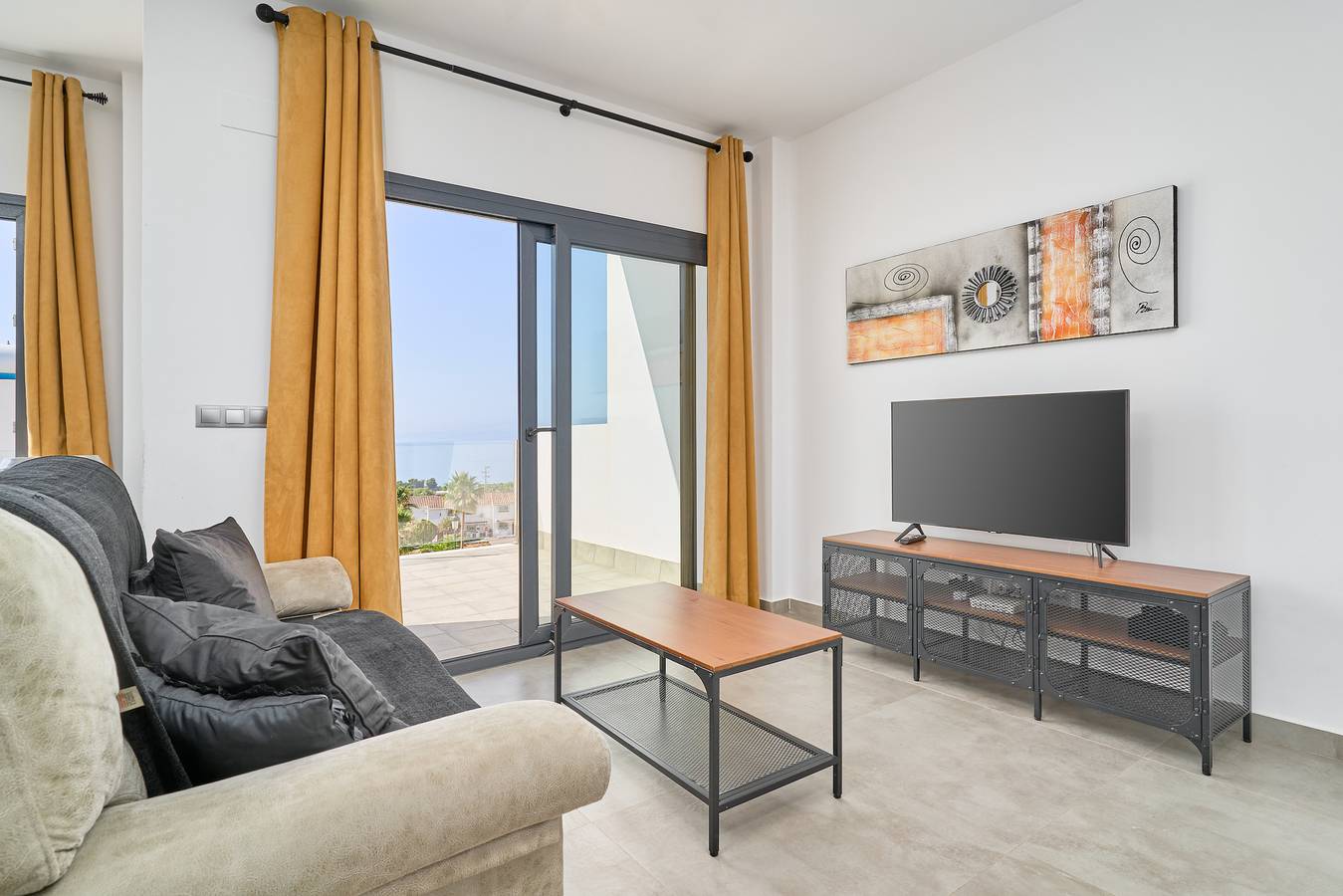 Holiday Home "Capistrano Garden" with Sea View, Terrace, Pool & Wi-Fi in Senorio de Capistrano, Nerja