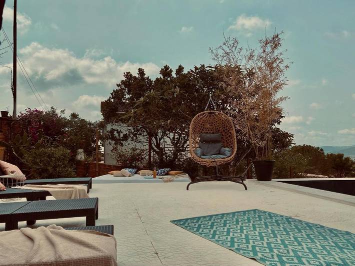 Casa rural para 12 personas, con terraza y vistas además de piscina y jardín en Bajo Penedés - 2