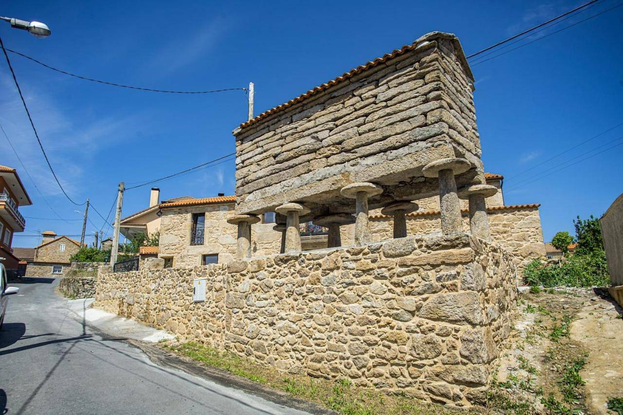Four-Bedroom House in Camariñas, Costa da Morte