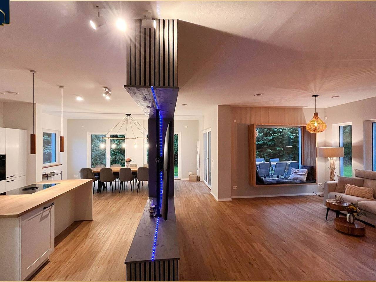 Fh "zur blauen Möwe" - Moderne Naturidylle: Großzügiges Ferienhaus bei der Karniner Hubbrücke für 10 Gäste in Karnin, Usedom Stadt