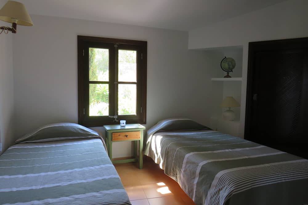 Ein ruhiger Landhaus mit spektakulärem Blick über das Meer und die Berge. in Colònia de Sant Pere, Artà