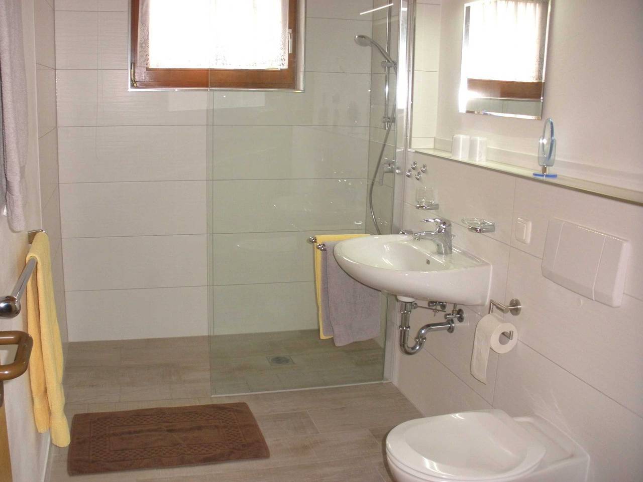 Ganze Ferienwohnung, Ferienwohnung Himmelsbach - Ferienwohnung 74qm, 1 Schlafzimmer (Doppelbett), 1 Schlafzimmer (Doppelbett) mit gemütlichem Wohnbereich in Schuttertal, Mittlerer Schwarzwald