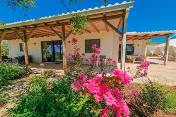 Villa pour 6 Personnes dans Santa Bárbara de Nexe, Faro, Photo 3