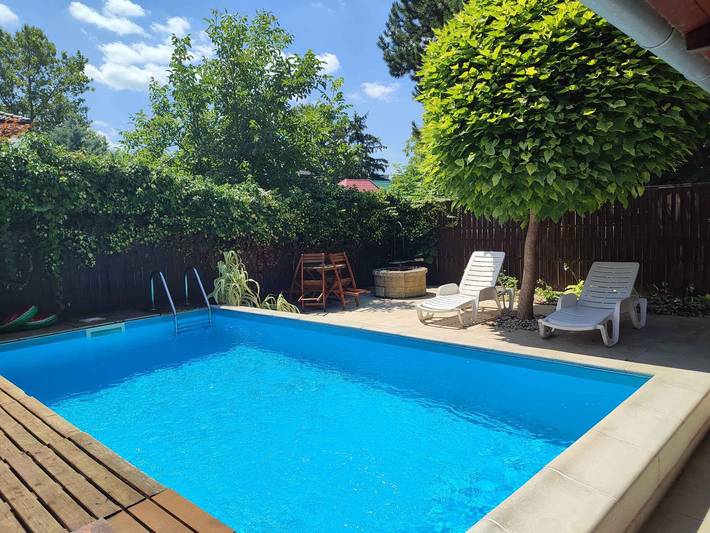 Ferienhaus mit Pool nur 200 m vom Strand in Siofok, Siófok und Umgebung