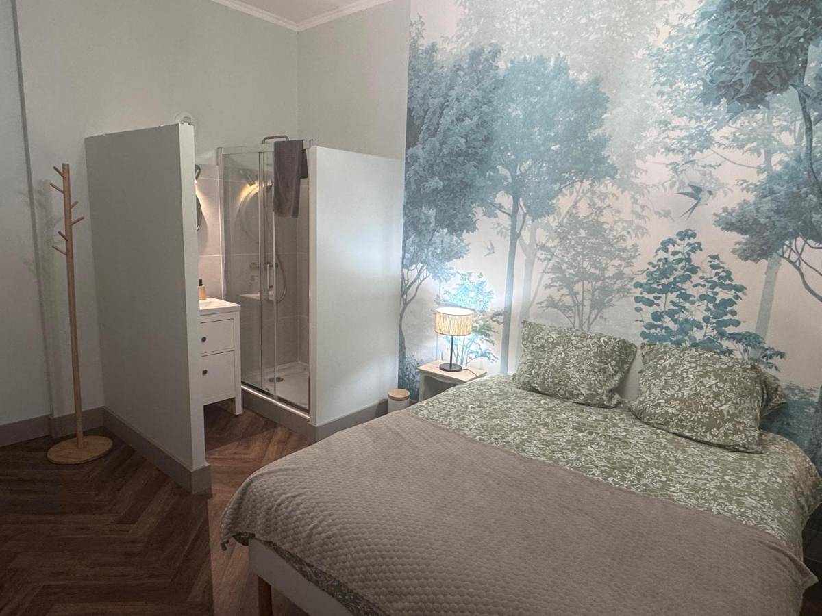Double Room in Landes