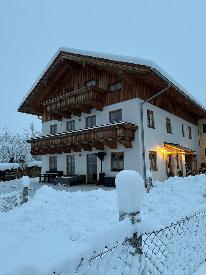 Ganze Ferienwohnung, Taubennest - Ferienwohnung Taubennest 80 qm in Grabenstätt, Chiemsee