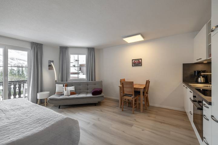 Ganzes Studio, Valbernard Studio 4201: Renoviertes und stilvoll eingerichtetes Studio für erholsame Ferien in Vulpera, Tarasp