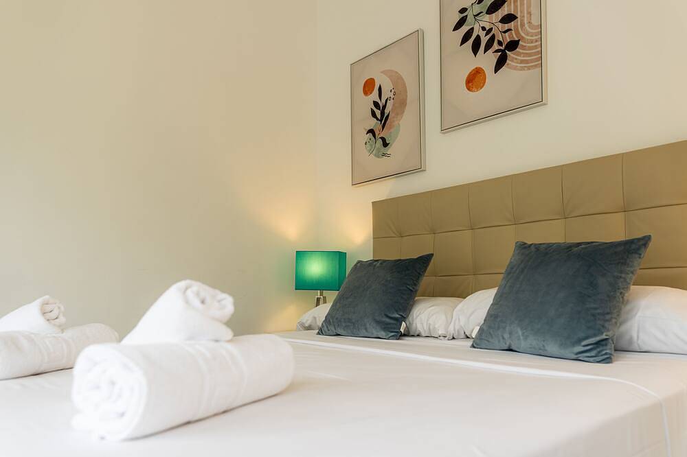 Ganze Wohnung, Casa 349h Stylish city centre apartments Alicante (First Floor) in El Barrio, Alicante