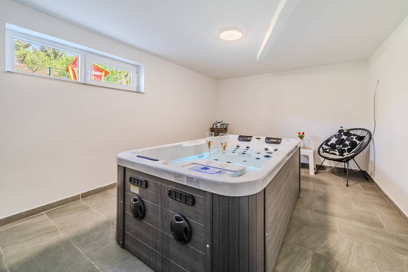 The Blue House with Sauna & Jacuzzi in Krapina-Zagorje
