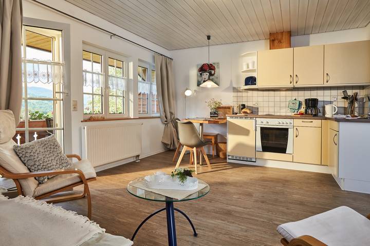 Ferienwohnung für 2 Personen, mit Balkon und Garten sowie Sauna und Ausblick in Fröhnd - 3