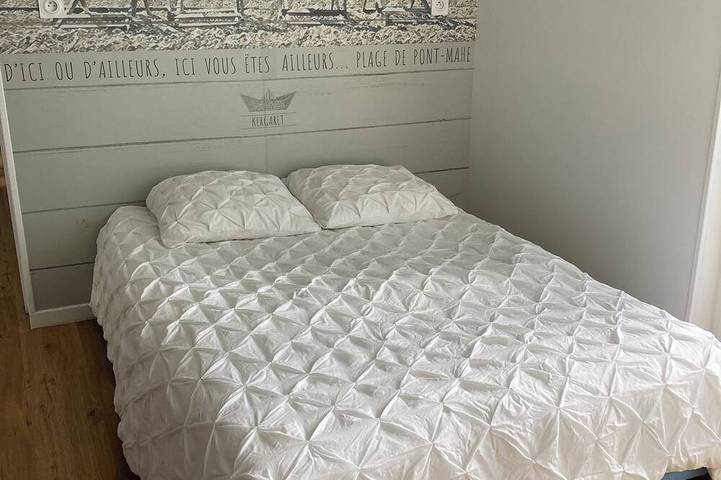 Location de vacances pour 6 personnes, avec terrasse et jardin, animaux acceptés dans Plage de Pont-Mahé - 4