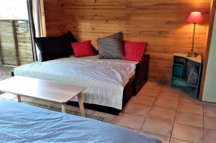 Gîte pour 4 personnes, avec terrasse et jardin à Liausson - 3