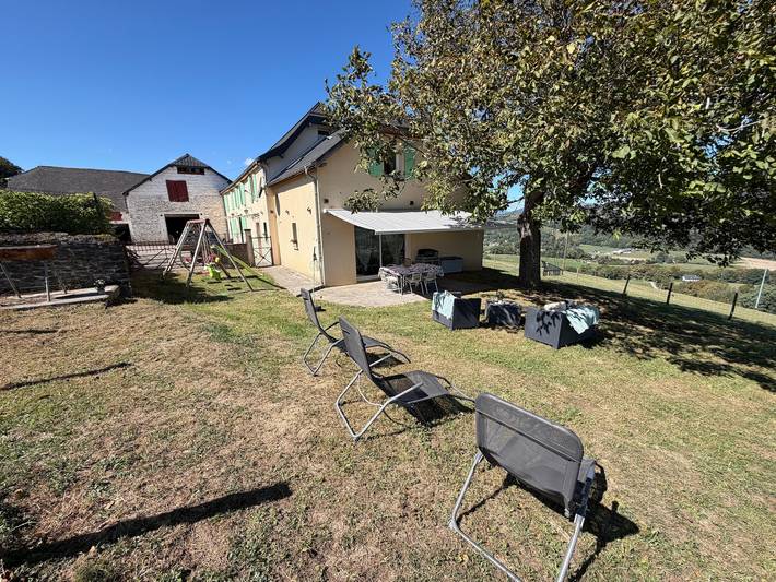 Gîte pour 11 personnes, avec Jardin