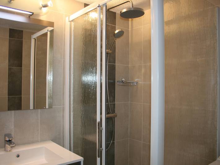 Location de vacances pour 4 personnes, avec piscine et terrasse dans Plage de la Grière - 4