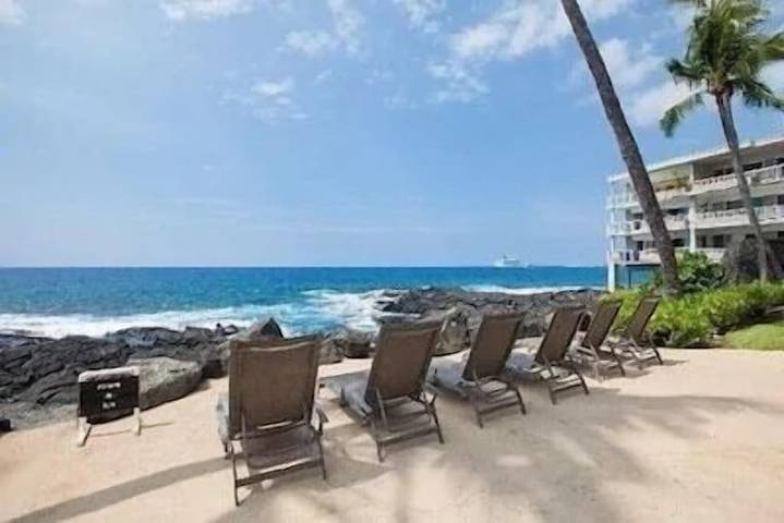 Holiday apartment for 6 people, with garden and hot tub - 1