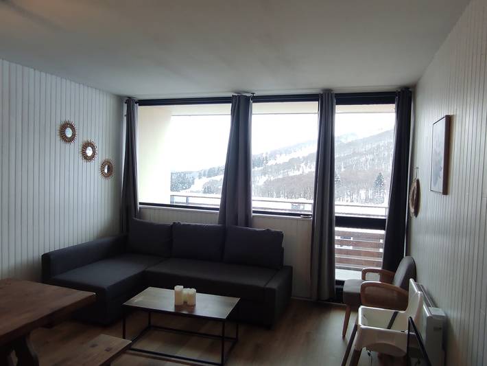 Gîte pour 5 personnes, avec balcon dans Station de Super-Besse (Super-Besse)